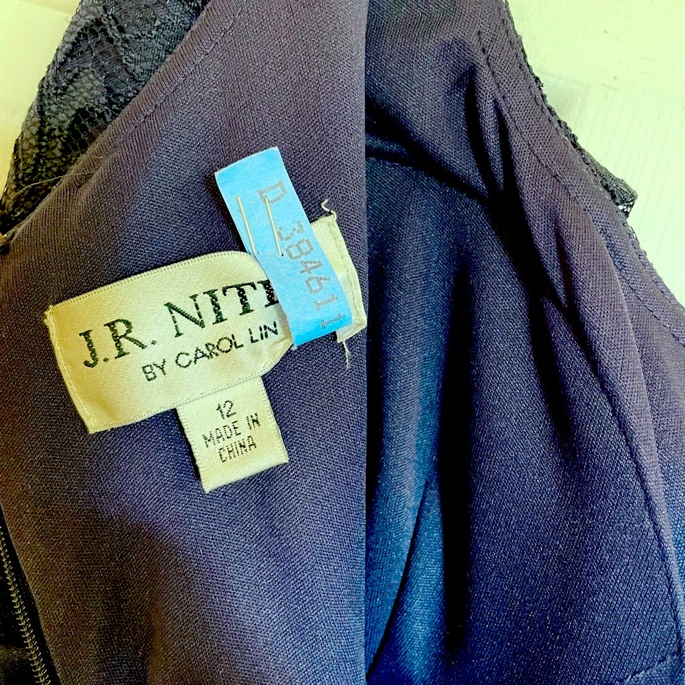 J R NITES by Carol Lin - Picture 9 of 10